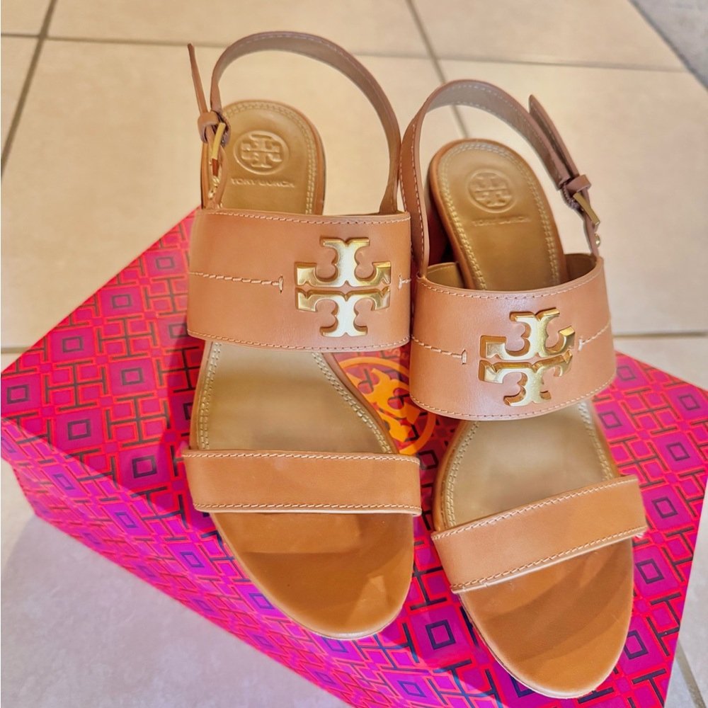 Tory Burch Women's  Everly Block Heel Tan Sandal